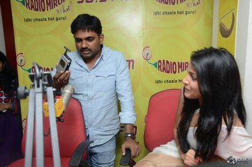Bhale Bhale Magadivoy Movie Team at Radio Mirchi Vijayawada